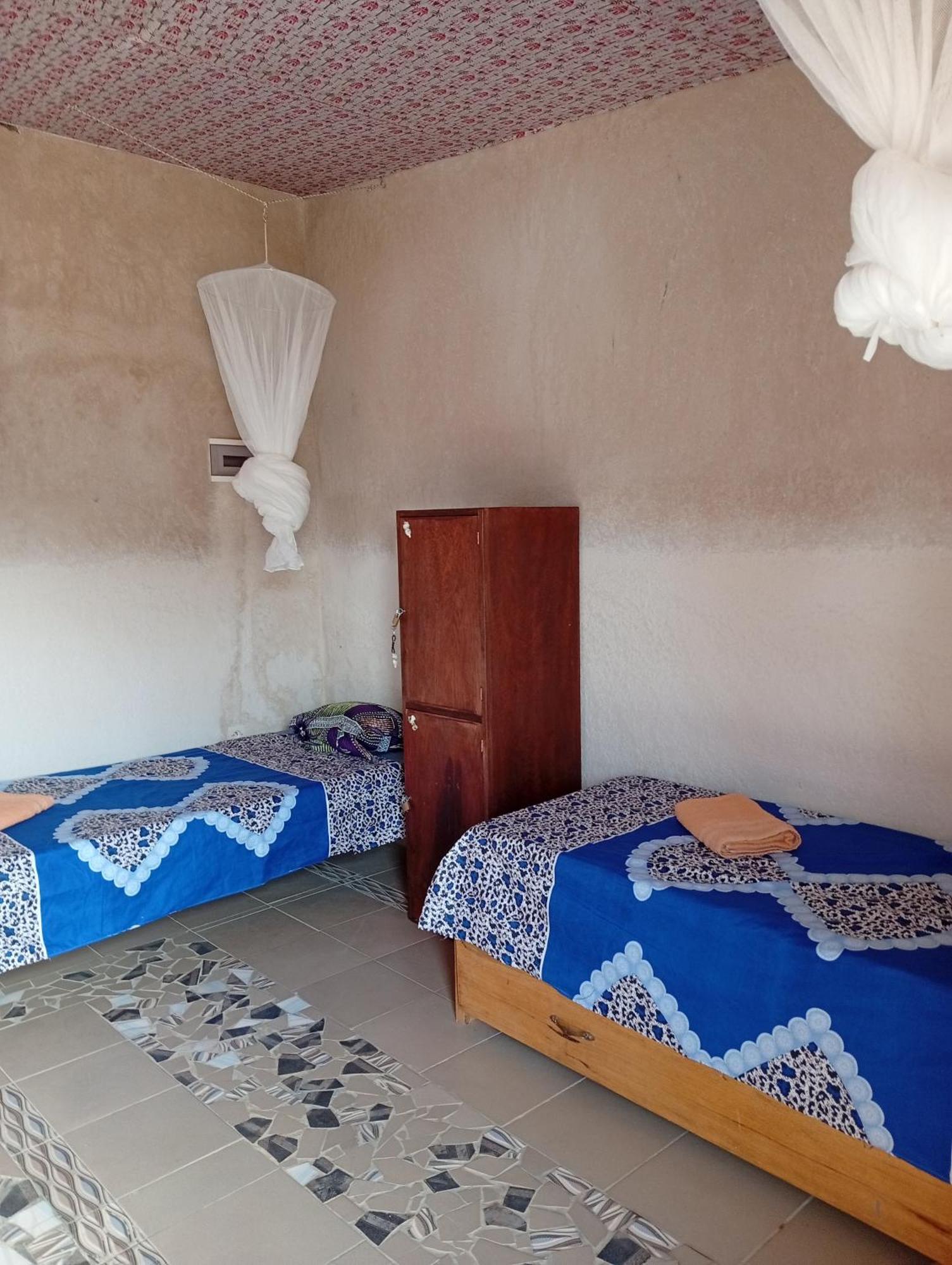 Coeur Phil-Harmonie Hostel Ndangane Exterior photo